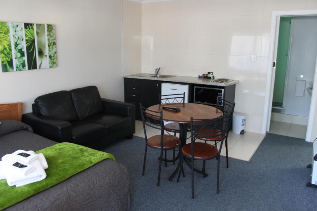 Picton Accommodation Gateway Motel Room photo